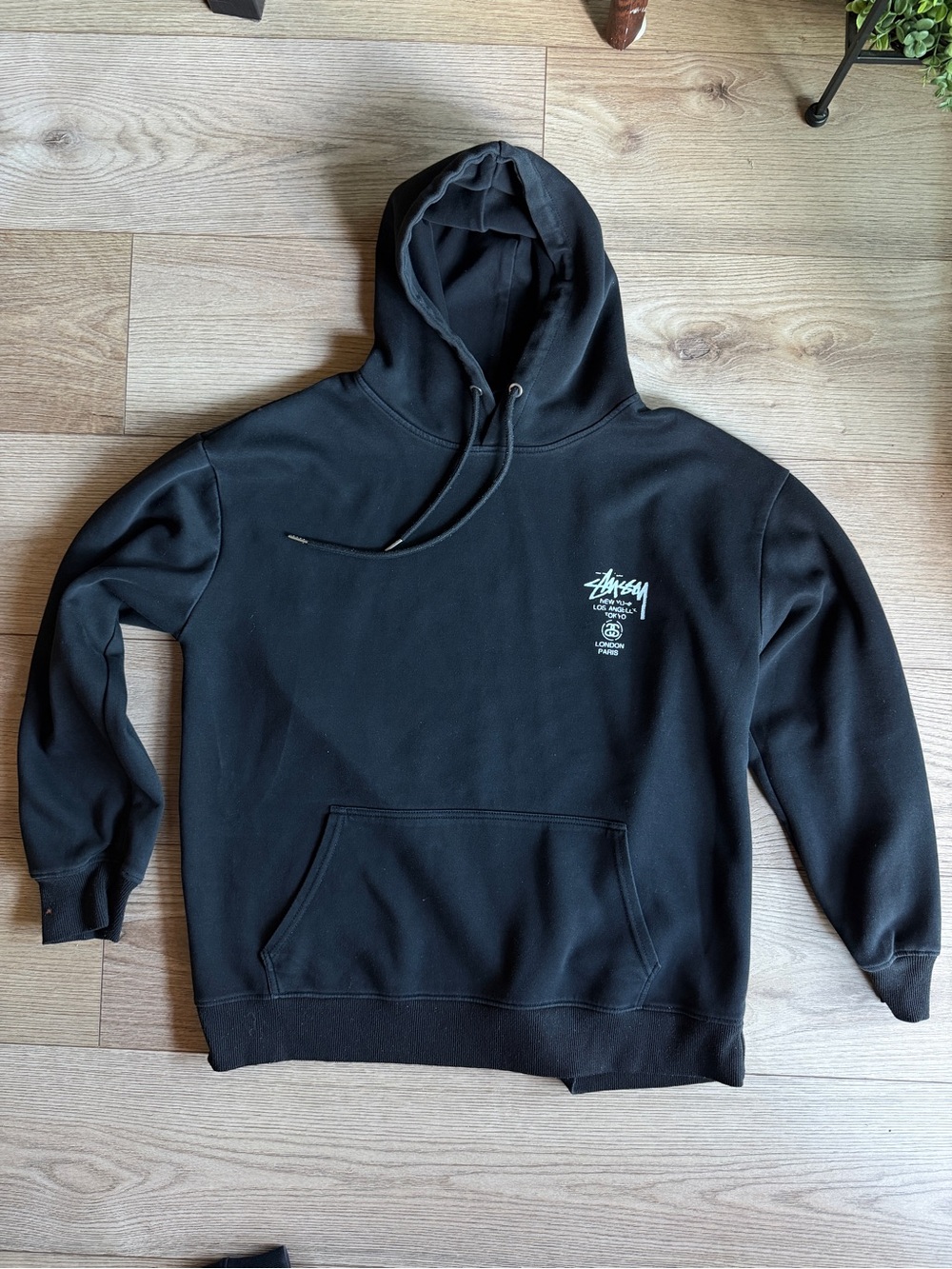 Vintage Stüssy World Tour Hoodie Black Made in Mexico